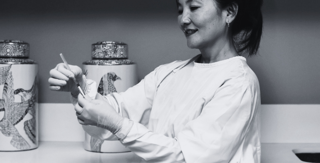 Dra. Karin Ishikawa em atendimento